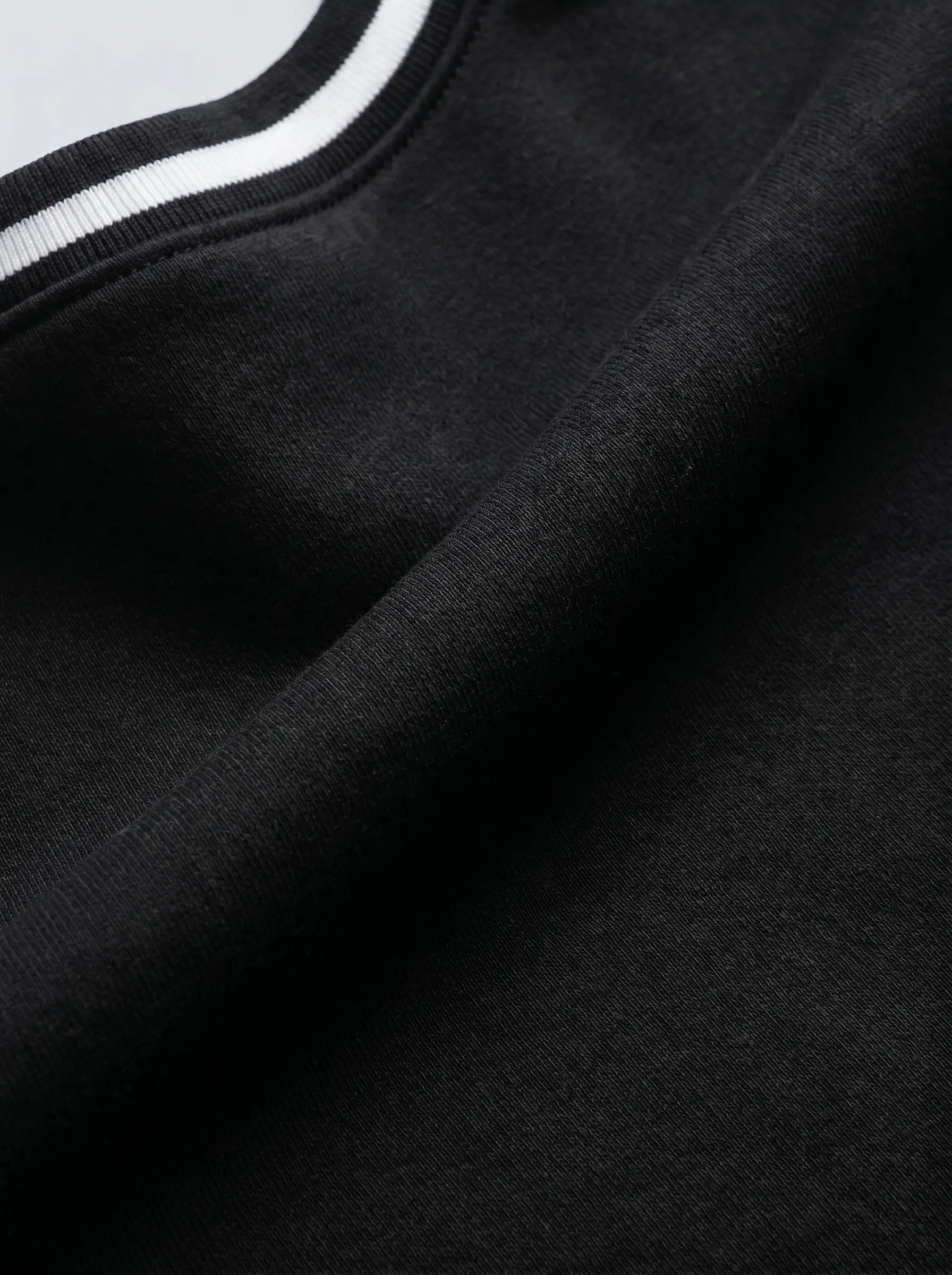 Contrast Trim Crew SEAM
